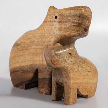 Foto do produto Escultura de madeira Capivara Family