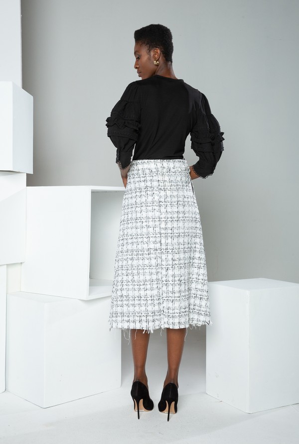 Foto do produto Saia Midi em Tweed White Chanel