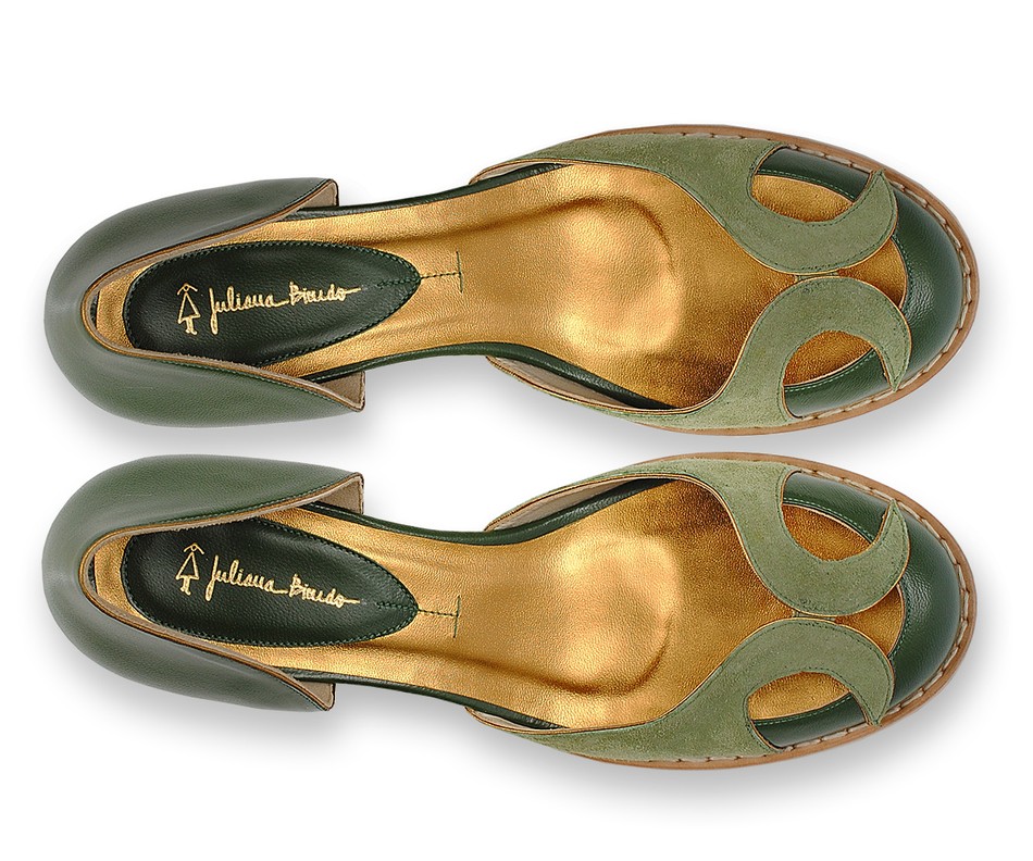 Scarpin Recortes - Verde Prada + Ouro Velho | salto grosso 4.5cm